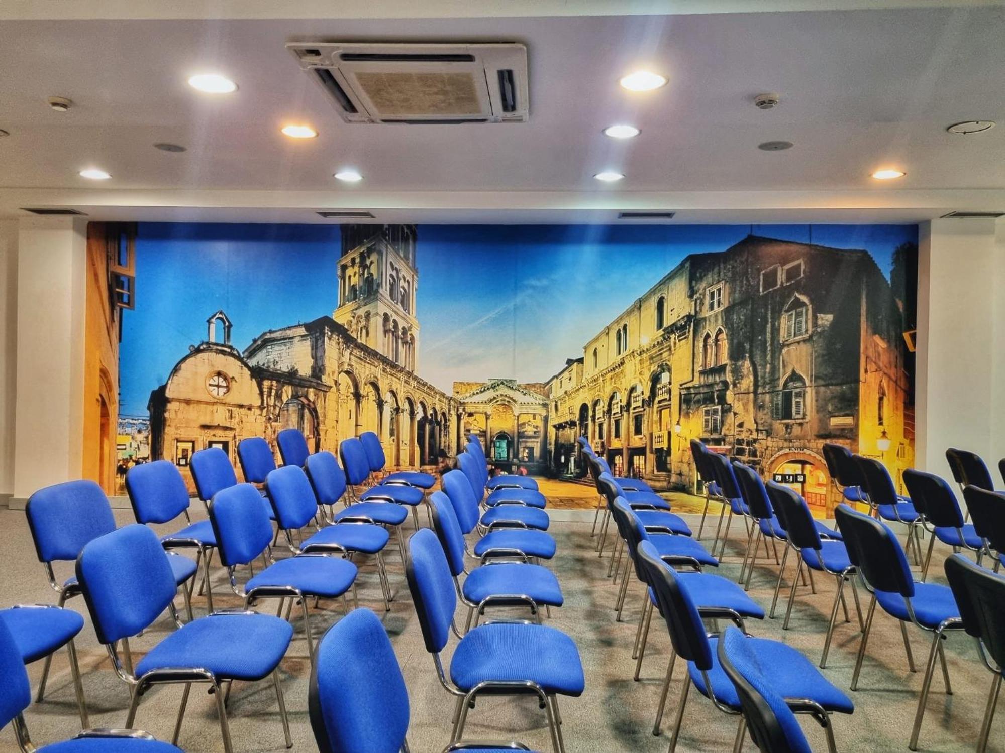 Hotel Jona Podstrana Buitenkant foto