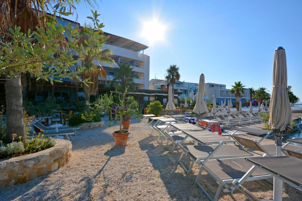 Hotel Jona Podstrana Buitenkant foto